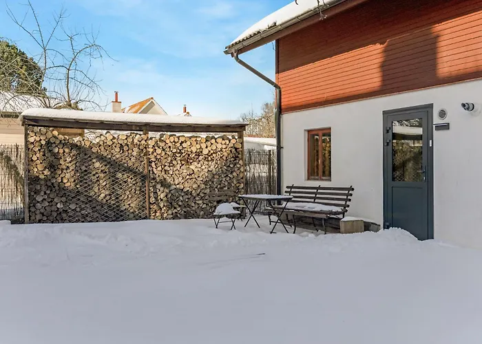 With Sauna Daire Tallinn